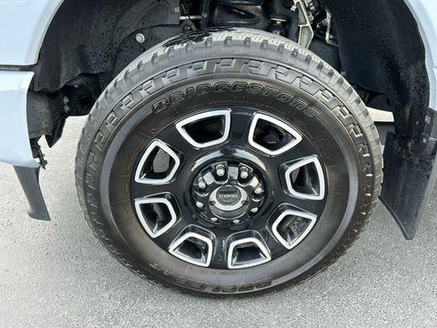 Certified 2025 Ford F350 Platinum image 14