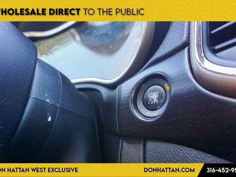 Used 2014 Jeep Grand Cherokee Laredo w/ 18" Wheel & 8.4" Radio Group image 10