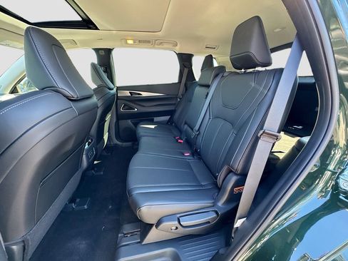 Certified 2026 INFINITI QX60 Luxe w/ Cargo Package FWD image 27
