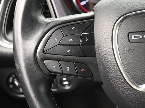 Used 2017 Dodge Challenger R/T image 23