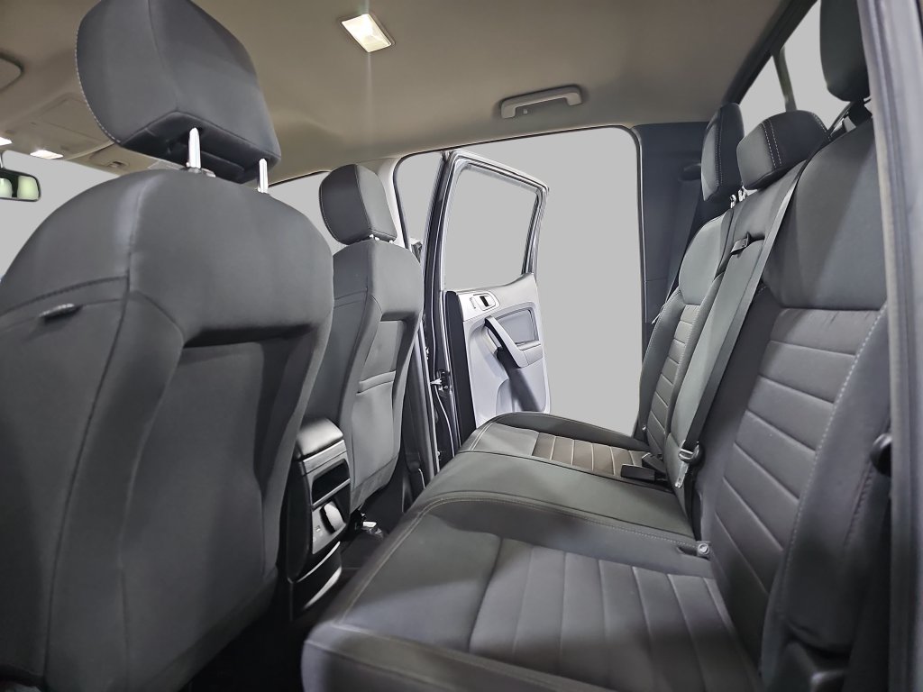 Used 2019 Ford Ranger XLT w/ Equipment Group 302A Luxury AWD/4WD image 17