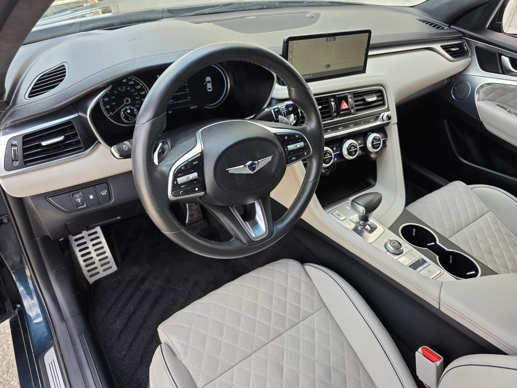 Used 2023 Genesis G70 3.3T w/ Sport Prestige Package RWD image 12