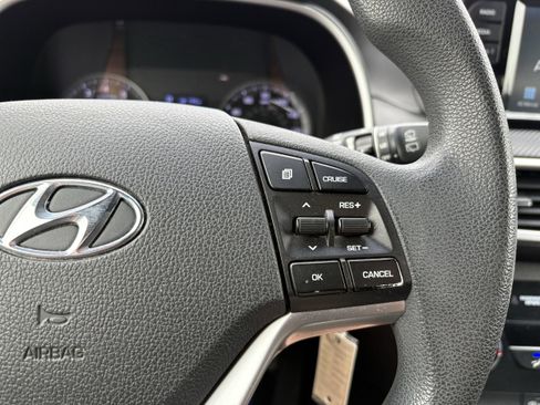 Used 2019 Hyundai Tucson SE image 16