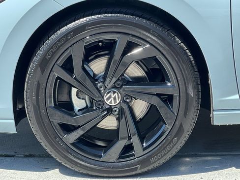 New 2026 Volkswagen Jetta SE FWD image 24
