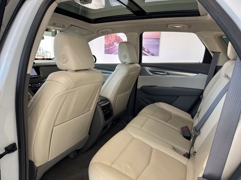 Used 2023 Cadillac XT5 Premium Luxury image 43