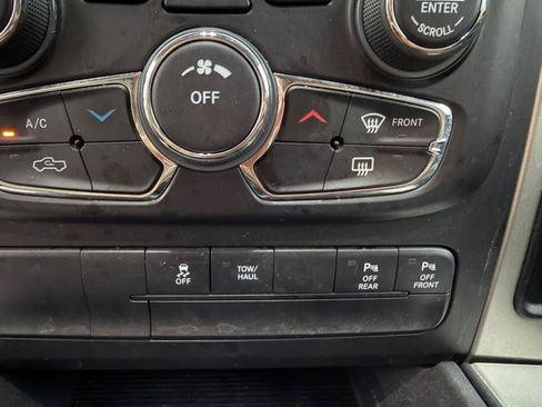 Used 2018 RAM 1500 Big Horn AWD/4WD image 36