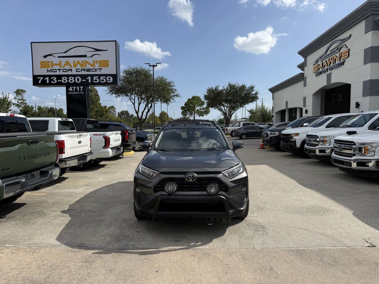 Used 2021 Toyota RAV4 XLE Premium FWD image 41
