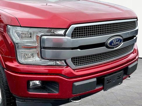 Used 2018 Ford F150 Platinum w/ Equipment Group 701A Luxury AWD/4WD image 33