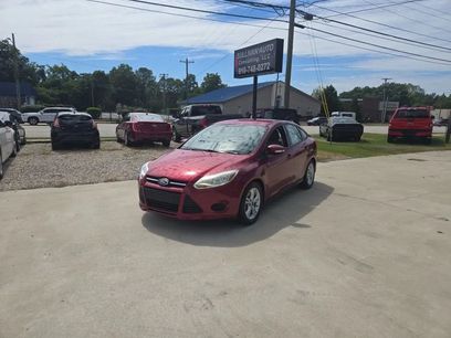 Used 2014 Ford Focus SE w/ SE Winter Package