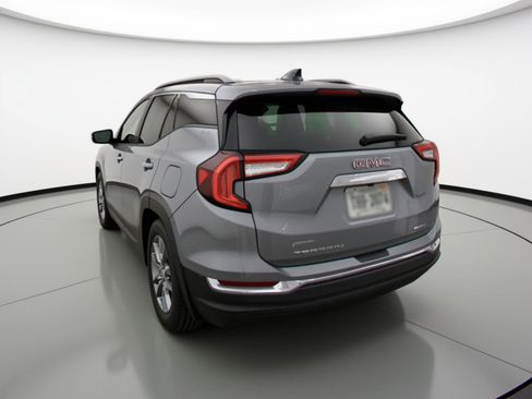 Used 2024 GMC Terrain SLT AWD/4WD image 6
