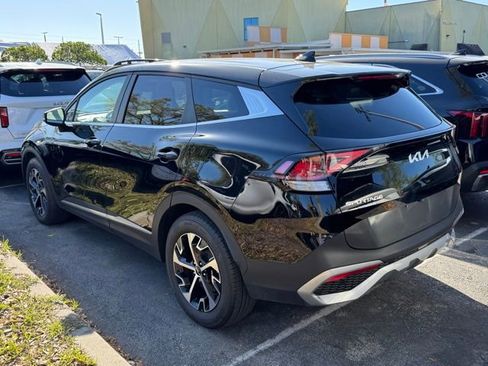 Certified 2024 Kia Sportage EX image 2