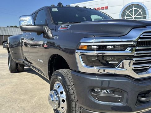 New 2026 RAM 3500 Laramie w/ Towing Technology Group AWD/4WD image 19