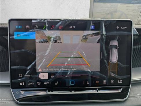 New 2026 Volkswagen Tiguan SE FWD image 18