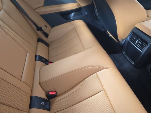 Certified 2025 BMW 440i xDrive Coupe w/ Premium Package image 10