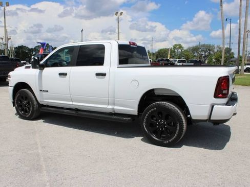 Used 2026 RAM 2500 Big Horn AWD/4WD image 7