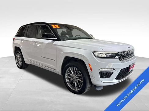 Used 2022 Jeep Grand Cherokee Summit AWD/4WD image 3