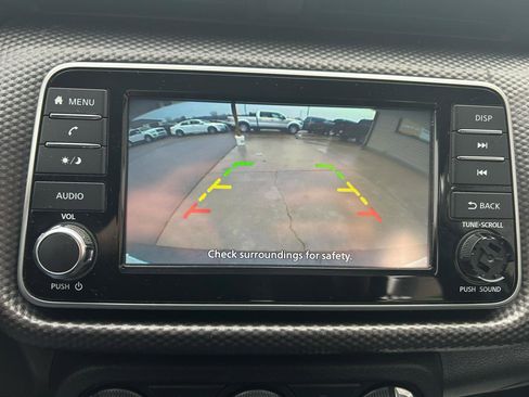 Used 2020 Nissan Kicks S image 23