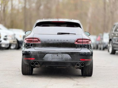 Used 2018 Porsche Macan Turbo image 9