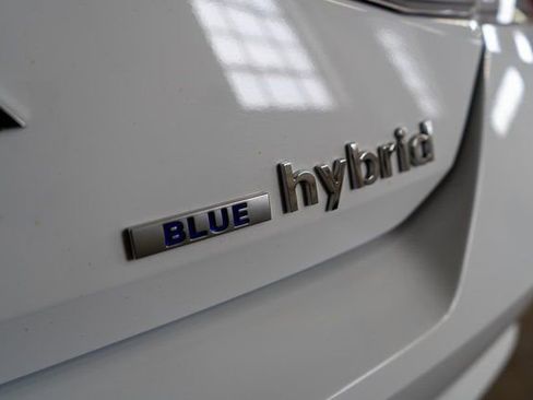 Used 2021 Hyundai Elantra Blue FWD image 12