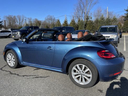 Used 2017 Volkswagen Beetle 1.8T Classic image 5