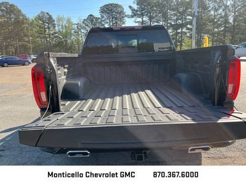New 2026 GMC Sierra 1500 AT4 w/ AT4 Premium Package AWD/4WD image 26