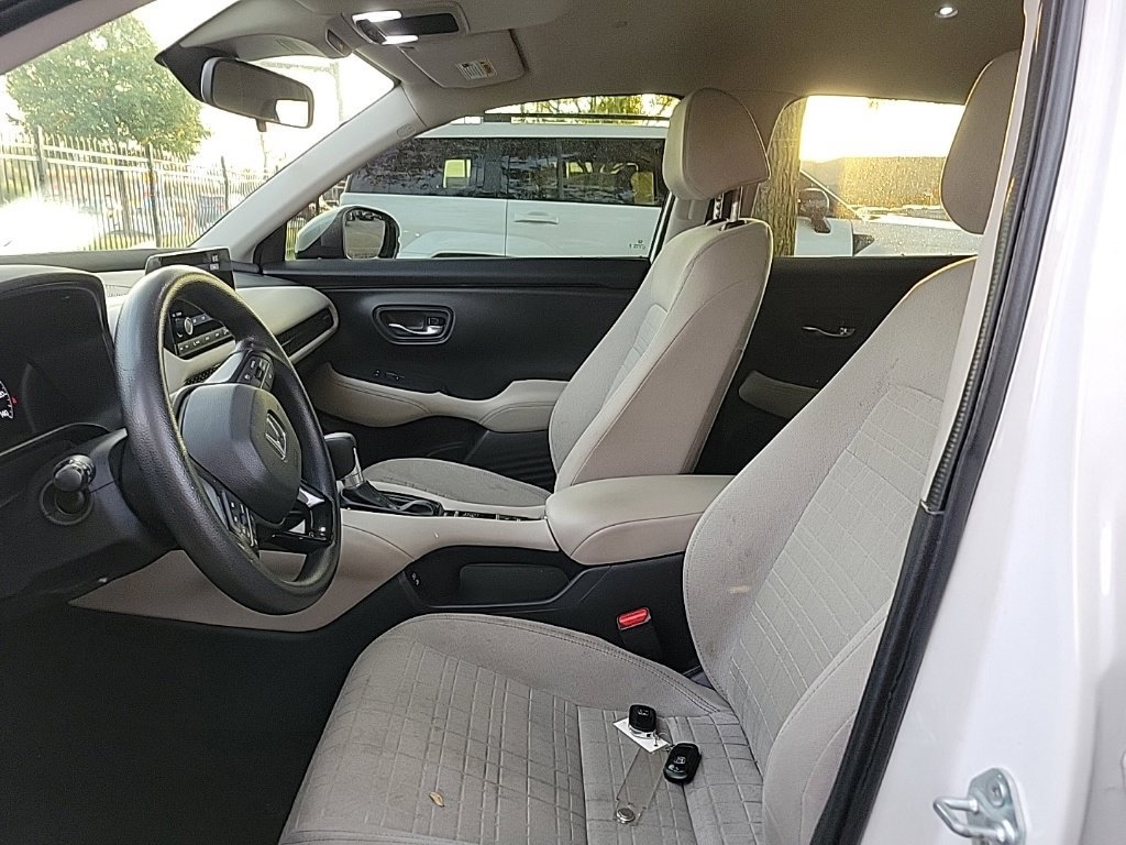 Used 2024 Honda HR-V LX image 6