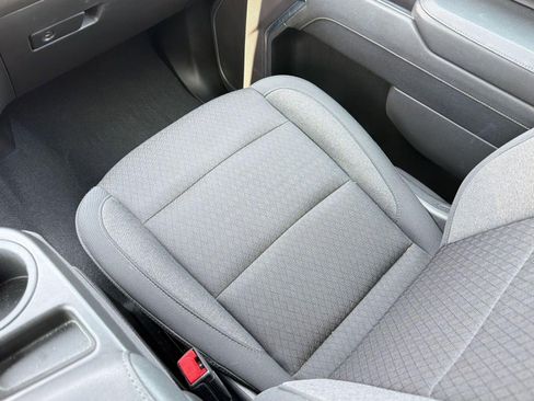 Used 2024 Chevrolet Silverado 2500 LT AWD/4WD image 30