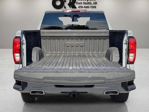 Used 2024 GMC Sierra 1500 Elevation image 8