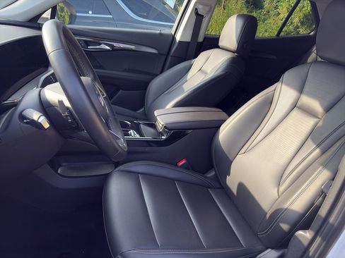 Used 2024 Buick Envision Preferred AWD/4WD image 3