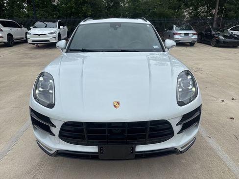 Used 2018 Porsche Macan Turbo AWD/4WD image 2