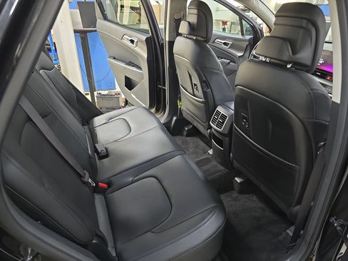 Used 2023 Kia Sportage EX w/ EX Premium Package AWD/4WD image 12