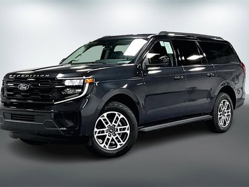 New 2026 Ford Expedition Max Active image 2