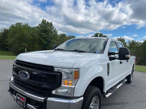 Used 2022 Ford F250 XL w/ Power Equipment Group AWD/4WD image 11