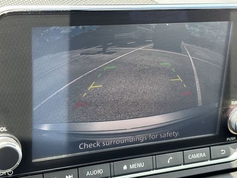 Used 2024 Nissan Altima 2.5 SV FWD image 21