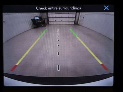 Used 2019 Jeep Cherokee Trailhawk w/ Cold Weather Group AWD/4WD image 28