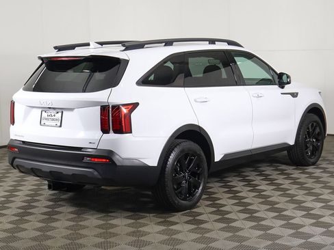 Used 2023 Kia Sorento S w/ Panoramic Sunroof Package AWD/4WD image 12