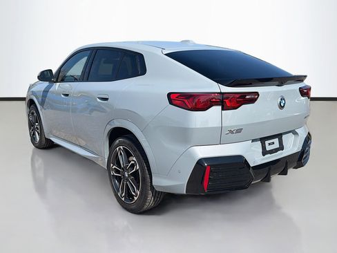 Certified 2025 BMW X2 xDrive28i image 6