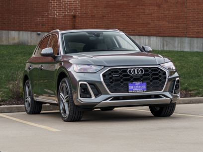 Used 2024 Audi Q5 e Premium Plus w/ Premium Plus Package