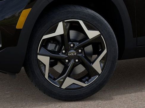 New 2026 Kia Seltos S image 9