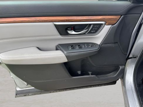 Used 2020 Honda CR-V Touring image 15