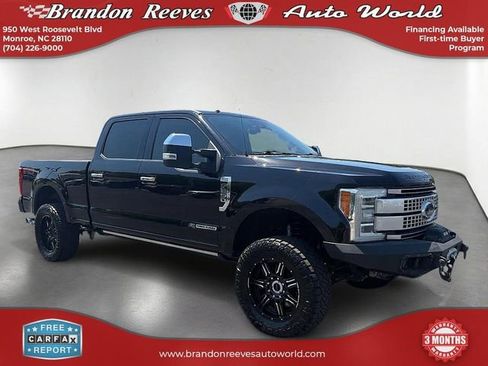 Used 2019 Ford F250 Platinum w/ Platinum Ultimate Package AWD/4WD image 3