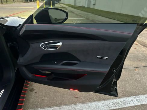 Used 2023 Audi RS e-tron GT image 32