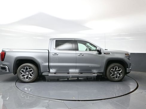 New 2026 GMC Sierra 1500 SLT w/ SLT Premium Plus Package image 2