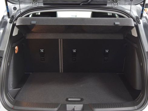 New 2026 Chevrolet Trax ACTIV w/ Sunroof Package FWD image 23