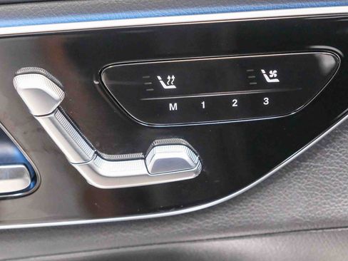 Certified 2023 Mercedes-Benz GLC 300 image 29