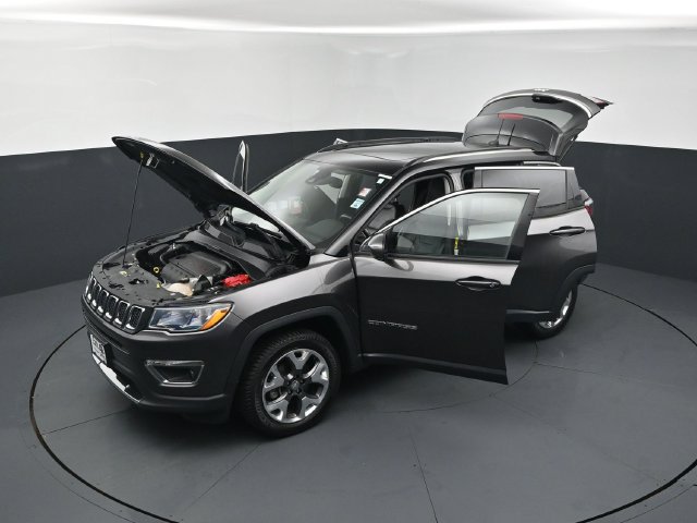 Used 2019 Jeep Compass Limited w/ Advanced Safety Group AWD/4WD image 26