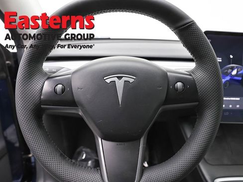 Used 2021 Tesla Model Y Long Range AWD/4WD image 10