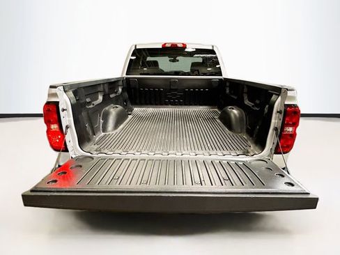 Used 2018 Chevrolet Silverado 1500 LT w/ All Star Edition AWD/4WD image 25