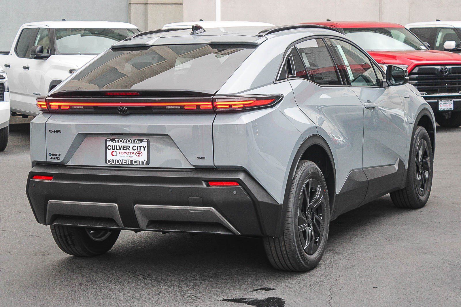 New 2026 Toyota C-HR AWD/4WD image 9