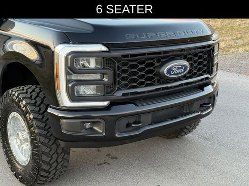 Used 2024 Ford F350 Lariat w/ Sport Appearance Package image 5